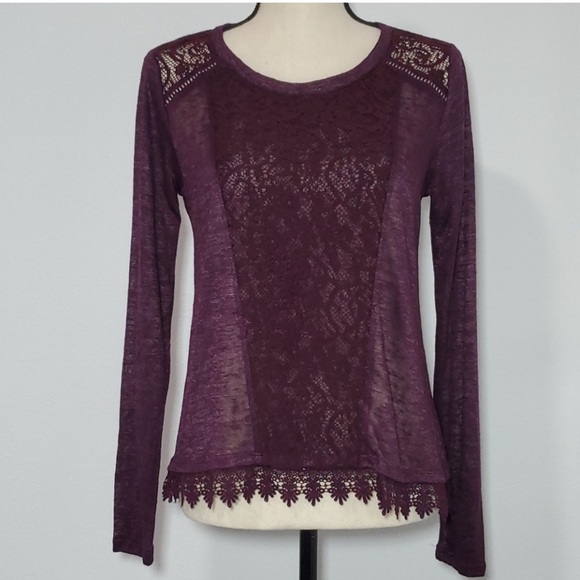 Lightweight Lace blouse Top - Picture 1 of 2